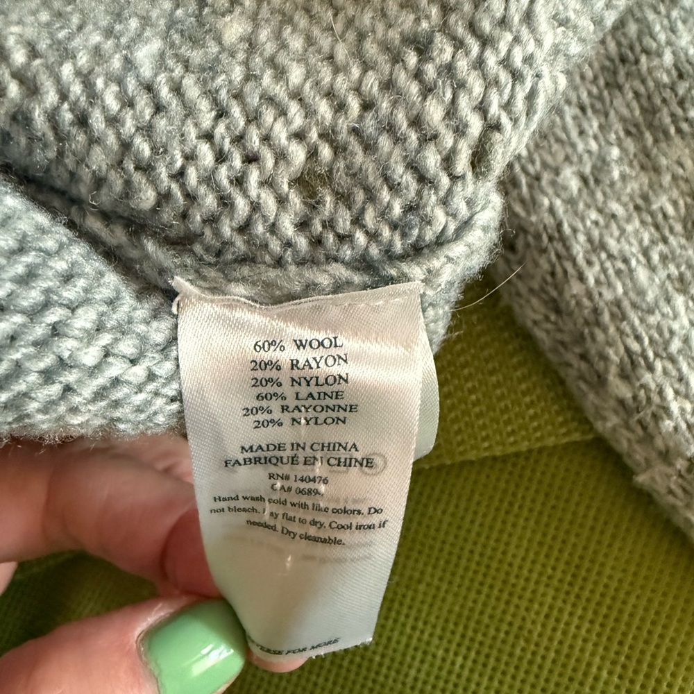Faherty Gray Sweater with Ribbed Detailing - Picture 6 of 6